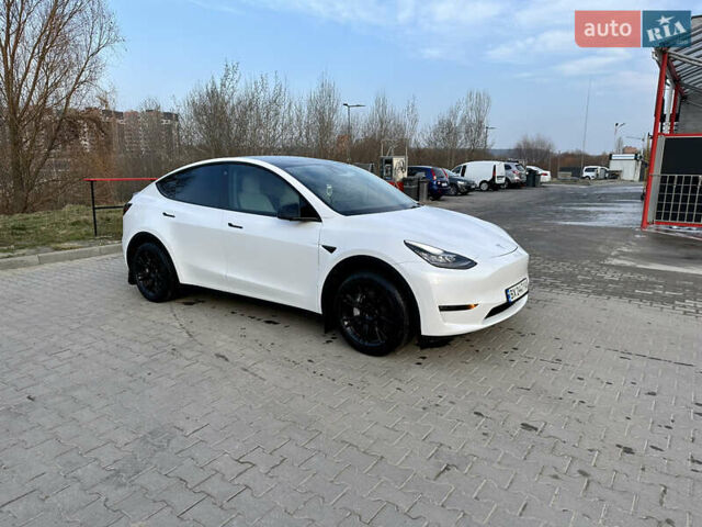 Белый Тесла Model Y, объемом двигателя 0 л и пробегом 45 тыс. км за 33500 $, фото 19 на Automoto.ua