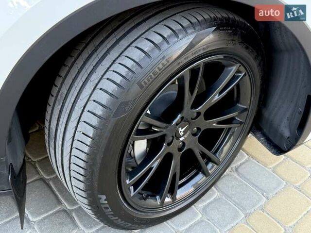 Білий Тесла Model Y, об'ємом двигуна 0 л та пробігом 78 тис. км за 26800 $, фото 7 на Automoto.ua