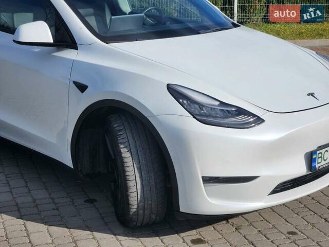 Белый Тесла Model Y, объемом двигателя 0 л и пробегом 98 тыс. км за 22500 $, фото 3 на Automoto.ua