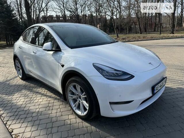 Белый Тесла Model Y, объемом двигателя 0 л и пробегом 56 тыс. км за 40500 $, фото 34 на Automoto.ua