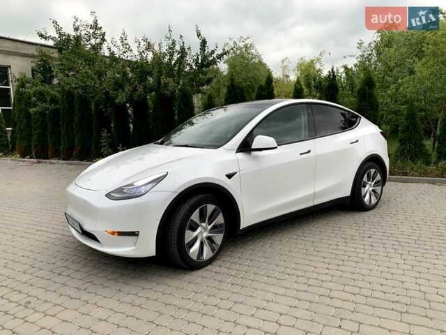 Белый Тесла Model Y, объемом двигателя 0 л и пробегом 40 тыс. км за 28600 $, фото 3 на Automoto.ua