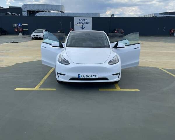 Білий Тесла Model Y, об'ємом двигуна 0 л та пробігом 119 тис. км за 23600 $, фото 15 на Automoto.ua