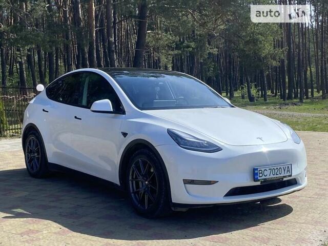 Білий Тесла Model Y, об'ємом двигуна 0 л та пробігом 80 тис. км за 34900 $, фото 10 на Automoto.ua