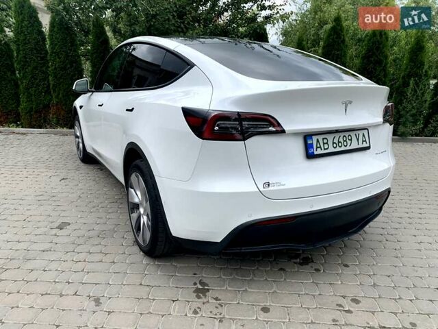 Белый Тесла Model Y, объемом двигателя 0 л и пробегом 40 тыс. км за 28600 $, фото 48 на Automoto.ua