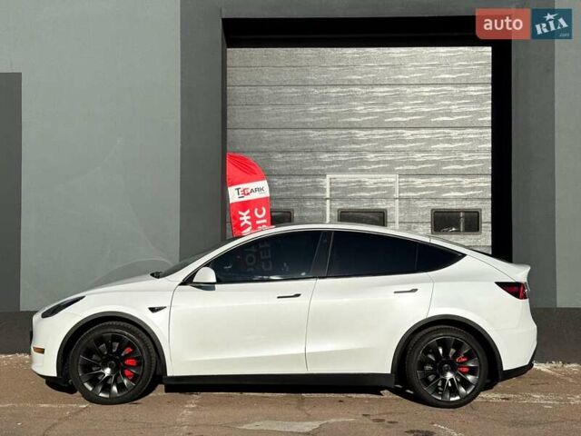 Білий Тесла Model Y, об'ємом двигуна 0 л та пробігом 115 тис. км за 25000 $, фото 5 на Automoto.ua