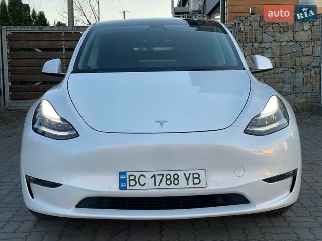 Белый Тесла Model Y, объемом двигателя 0 л и пробегом 56 тыс. км за 24980 $, фото 11 на Automoto.ua