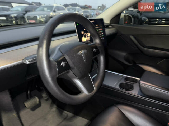 Белый Тесла Model Y, объемом двигателя 0 л и пробегом 128 тыс. км за 22600 $, фото 44 на Automoto.ua