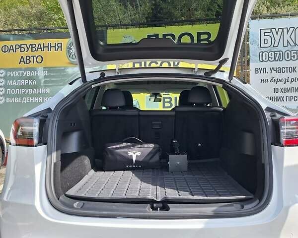 Білий Тесла Model Y, об'ємом двигуна 0 л та пробігом 75 тис. км за 30000 $, фото 4 на Automoto.ua