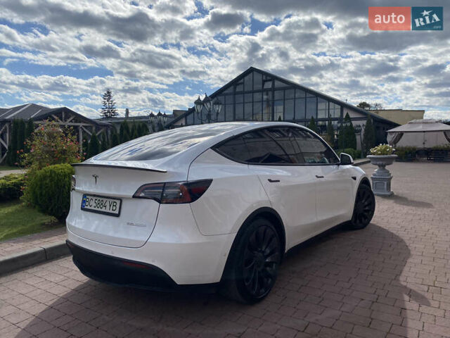 Белый Тесла Model Y, объемом двигателя 0 л и пробегом 130 тыс. км за 23000 $, фото 12 на Automoto.ua