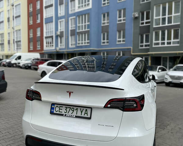 Белый Тесла Model Y, объемом двигателя 0 л и пробегом 65 тыс. км за 22999 $, фото 8 на Automoto.ua
