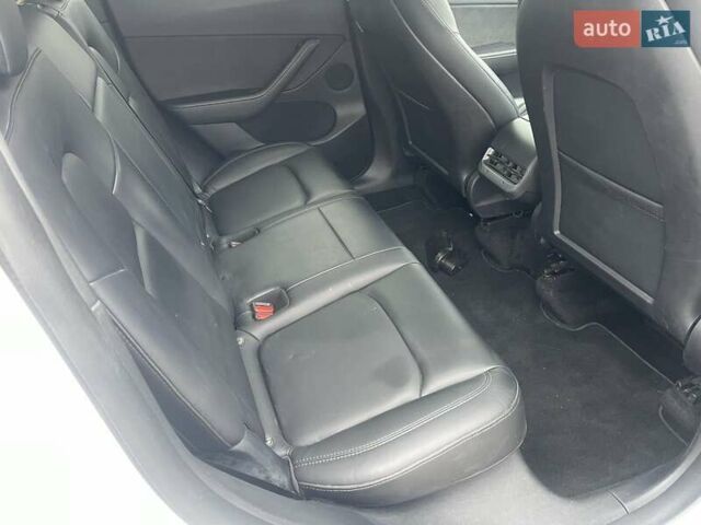 Білий Тесла Model Y, об'ємом двигуна 0 л та пробігом 49 тис. км за 26900 $, фото 10 на Automoto.ua