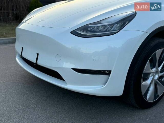 Белый Тесла Model Y, объемом двигателя 0 л и пробегом 38 тыс. км за 24100 $, фото 24 на Automoto.ua