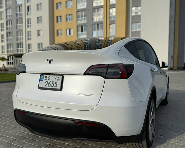 Белый Тесла Model Y, объемом двигателя 0 л и пробегом 107 тыс. км за 24999 $, фото 4 на Automoto.ua
