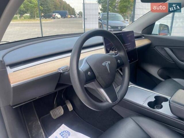 Білий Тесла Model Y, об'ємом двигуна 0 л та пробігом 61 тис. км за 23800 $, фото 10 на Automoto.ua