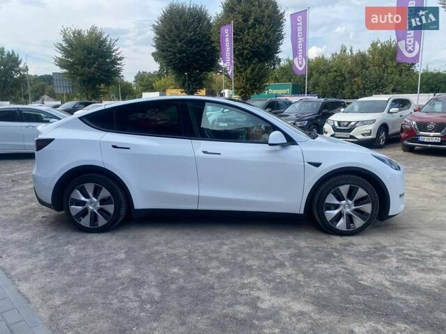 Білий Тесла Model Y, об'ємом двигуна 0 л та пробігом 61 тис. км за 23800 $, фото 3 на Automoto.ua