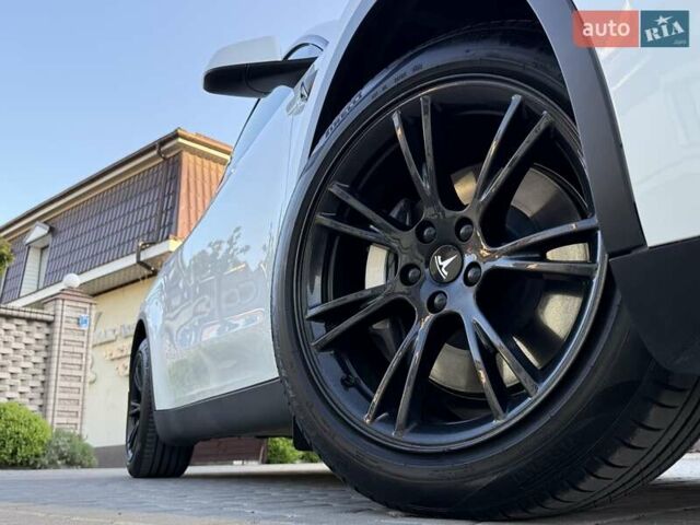Білий Тесла Model Y, об'ємом двигуна 0 л та пробігом 78 тис. км за 26800 $, фото 8 на Automoto.ua