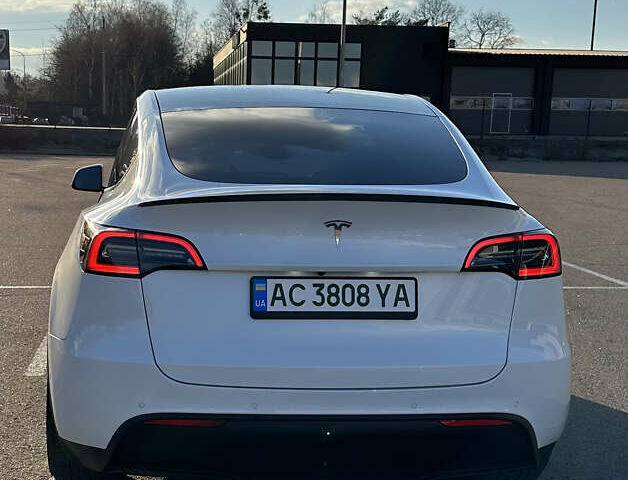 Білий Тесла Model Y, об'ємом двигуна 0 л та пробігом 37 тис. км за 33999 $, фото 5 на Automoto.ua