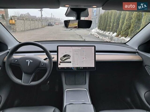 Белый Тесла Model Y, объемом двигателя 0 л и пробегом 39 тыс. км за 26000 $, фото 7 на Automoto.ua