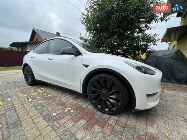 Белый Тесла Model Y, объемом двигателя 0 л и пробегом 92 тыс. км за 23500 $, фото 11 на Automoto.ua