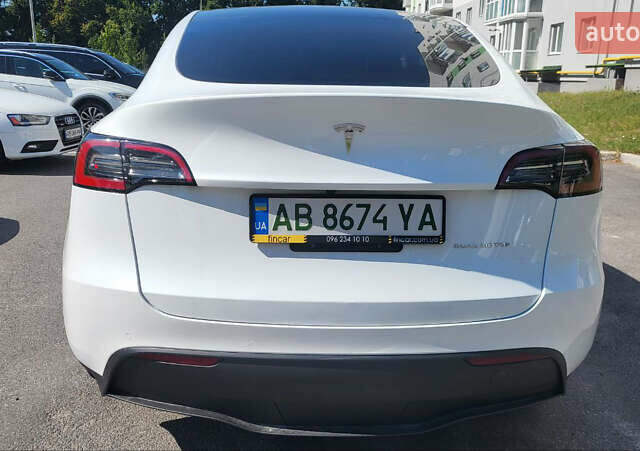 Белый Тесла Model Y, объемом двигателя 0 л и пробегом 74 тыс. км за 23800 $, фото 5 на Automoto.ua