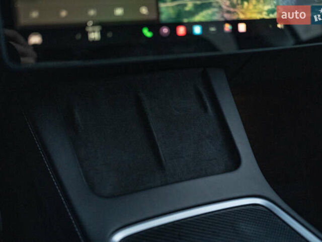 Белый Тесла Model Y, объемом двигателя 0 л и пробегом 69 тыс. км за 27500 $, фото 25 на Automoto.ua