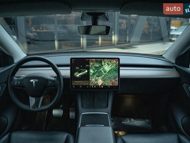 Белый Тесла Model Y, объемом двигателя 0 л и пробегом 69 тыс. км за 27500 $, фото 18 на Automoto.ua