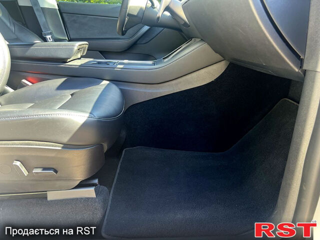 Белый Тесла Model Y, объемом двигателя 0 л и пробегом 63 тыс. км за 26500 $, фото 6 на Automoto.ua