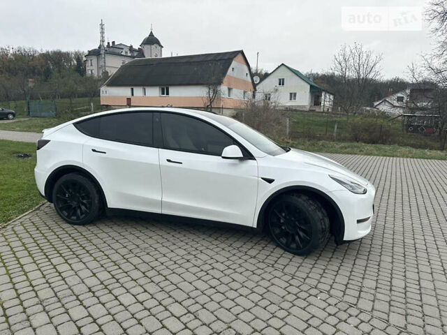 Белый Тесла Model Y, объемом двигателя 0 л и пробегом 60 тыс. км за 31500 $, фото 8 на Automoto.ua