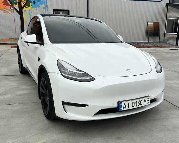 Белый Тесла Model Y, объемом двигателя 0 л и пробегом 76 тыс. км за 26700 $, фото 3 на Automoto.ua