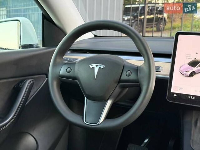 Белый Тесла Model Y, объемом двигателя 0 л и пробегом 156 тыс. км за 22500 $, фото 29 на Automoto.ua