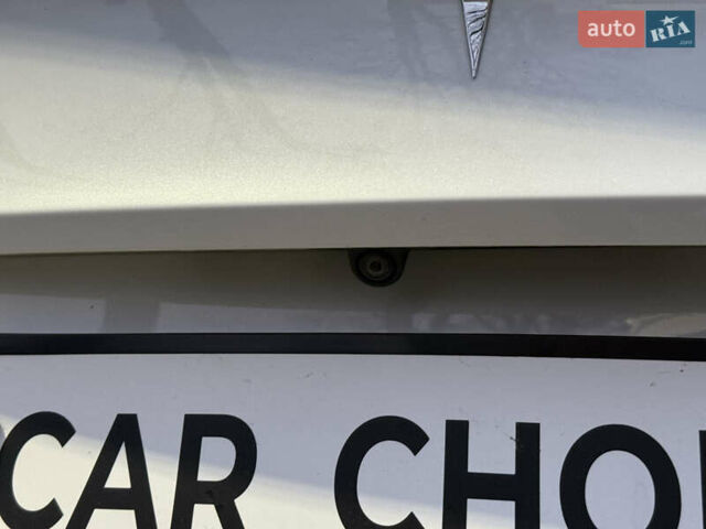 Белый Тесла Model Y, объемом двигателя 0 л и пробегом 128 тыс. км за 22600 $, фото 16 на Automoto.ua