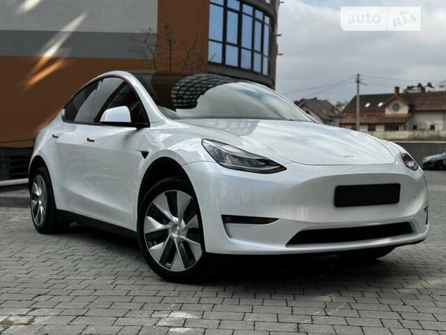Білий Тесла Model Y, об'ємом двигуна 0 л та пробігом 41 тис. км за 33750 $, фото 11 на Automoto.ua