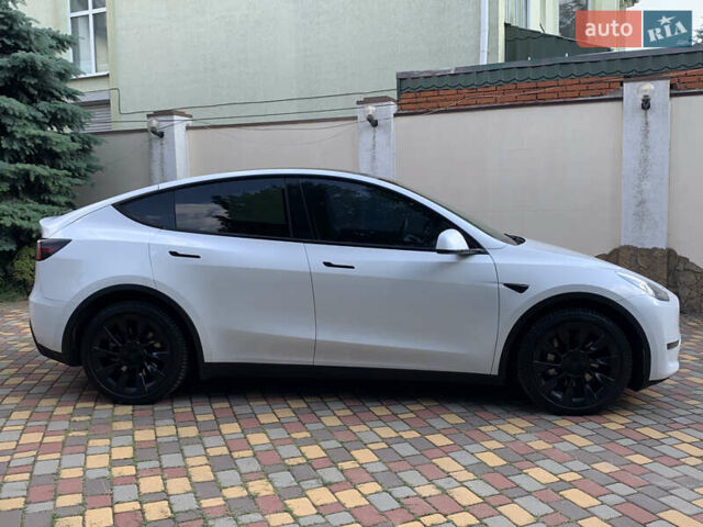 Белый Тесла Model Y, объемом двигателя 0 л и пробегом 52 тыс. км за 21900 $, фото 13 на Automoto.ua