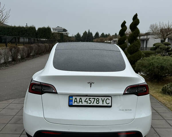 Білий Тесла Model Y, об'ємом двигуна 0 л та пробігом 39 тис. км за 25900 $, фото 6 на Automoto.ua