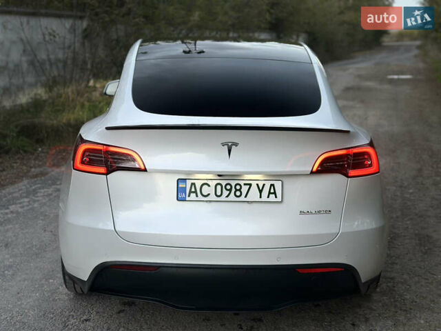 Белый Тесла Model Y, объемом двигателя 0 л и пробегом 57 тыс. км за 30000 $, фото 9 на Automoto.ua