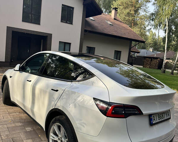 Белый Тесла Model Y, объемом двигателя 0 л и пробегом 137 тыс. км за 21500 $, фото 1 на Automoto.ua