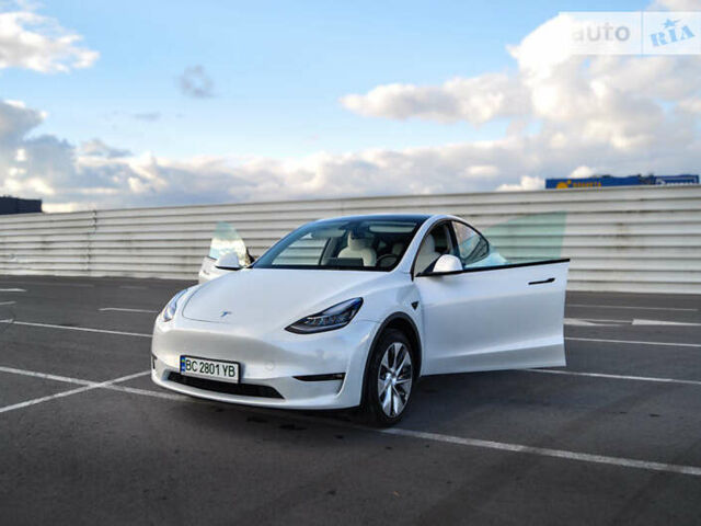 Білий Тесла Model Y, об'ємом двигуна 0 л та пробігом 80 тис. км за 31000 $, фото 20 на Automoto.ua