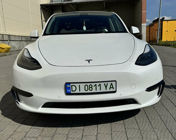 Белый Тесла Model Y, объемом двигателя 0 л и пробегом 128 тыс. км за 25900 $, фото 15 на Automoto.ua