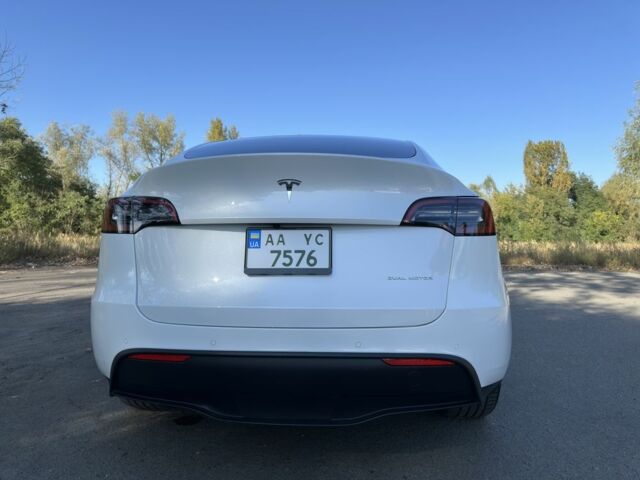 Білий Тесла Model Y, об'ємом двигуна 0 л та пробігом 73 тис. км за 29400 $, фото 3 на Automoto.ua