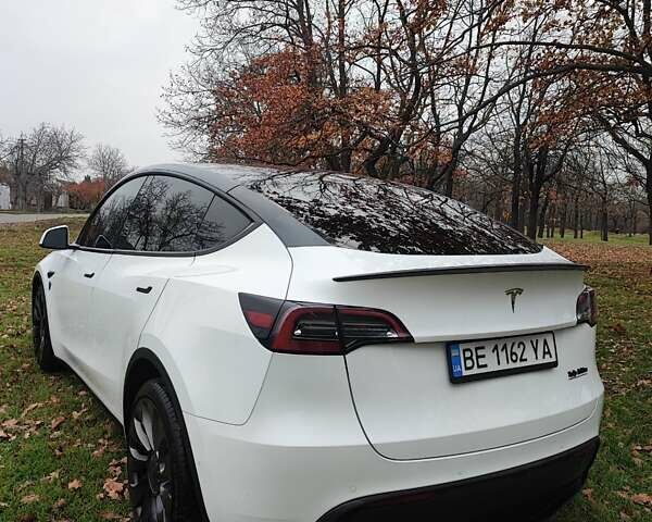 Белый Тесла Model Y, объемом двигателя 0 л и пробегом 59 тыс. км за 25999 $, фото 24 на Automoto.ua