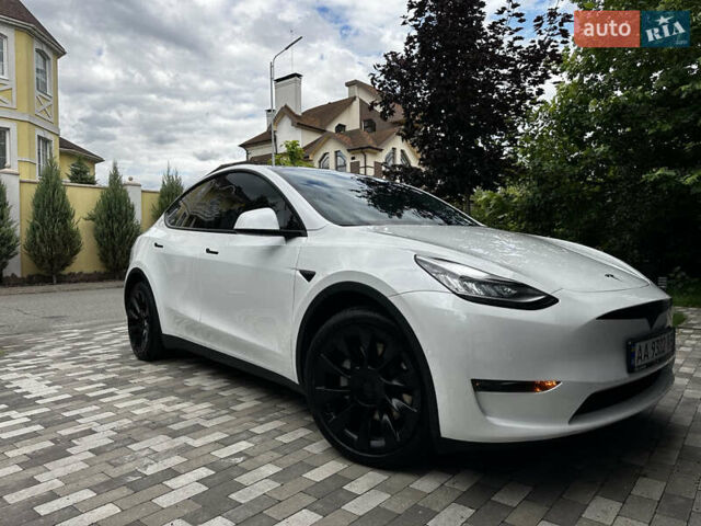 Белый Тесла Model Y, объемом двигателя 0 л и пробегом 65 тыс. км за 27500 $, фото 22 на Automoto.ua