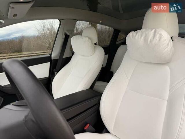 Белый Тесла Model Y, объемом двигателя 0 л и пробегом 58 тыс. км за 23000 $, фото 8 на Automoto.ua