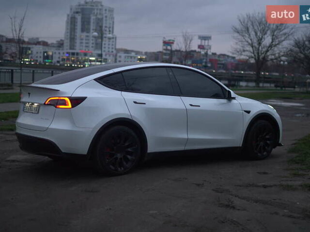 Білий Тесла Model Y, об'ємом двигуна 0 л та пробігом 66 тис. км за 23500 $, фото 7 на Automoto.ua