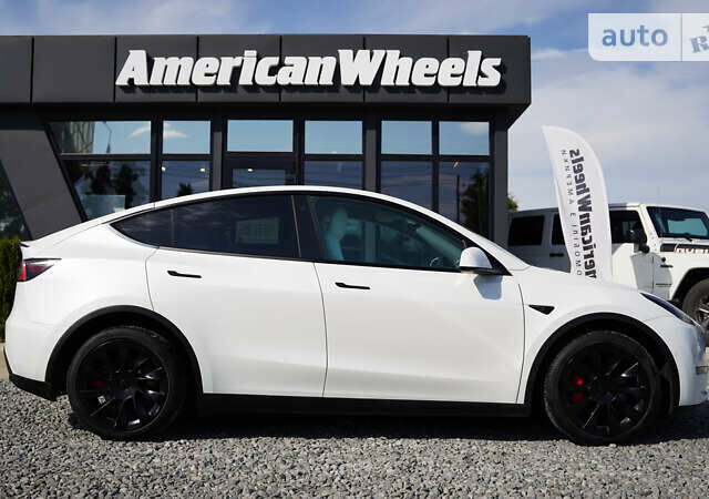 Белый Тесла Model Y, объемом двигателя 0 л и пробегом 30 тыс. км за 26900 $, фото 3 на Automoto.ua