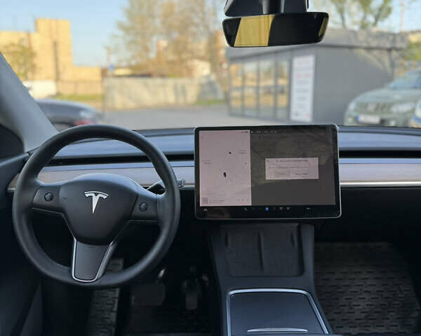 Белый Тесла Model Y, объемом двигателя 0 л и пробегом 57 тыс. км за 23500 $, фото 7 на Automoto.ua