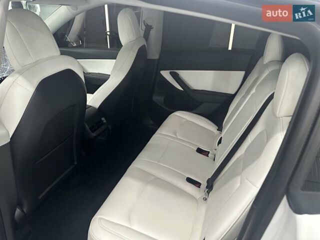 Білий Тесла Model Y, об'ємом двигуна 0 л та пробігом 91 тис. км за 19200 $, фото 16 на Automoto.ua