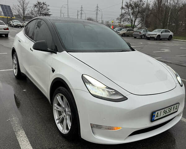 Білий Тесла Model Y, об'ємом двигуна 0 л та пробігом 114 тис. км за 24000 $, фото 1 на Automoto.ua