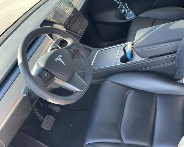 Белый Тесла Model Y, объемом двигателя 0 л и пробегом 81 тыс. км за 23999 $, фото 1 на Automoto.ua