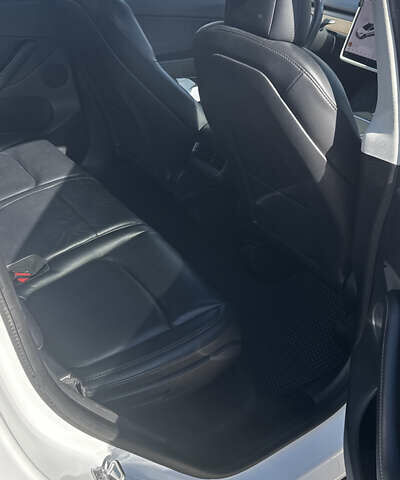 Белый Тесла Model Y, объемом двигателя 0 л и пробегом 145 тыс. км за 22500 $, фото 8 на Automoto.ua