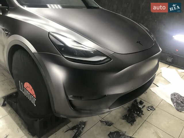Белый Тесла Model Y, объемом двигателя 0 л и пробегом 69 тыс. км за 25900 $, фото 6 на Automoto.ua